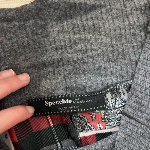 Vintage satin Italian skirt with pattern gray like new