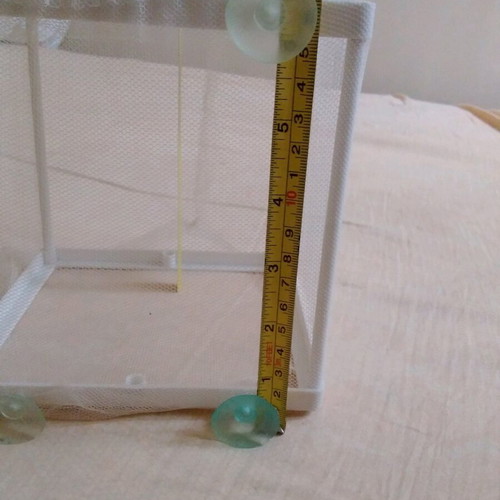 Breeding cage for aquarium like new