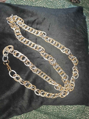 Chain used, long in excellent condition