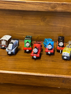 Mattel Thomas the Tank Engine toy cars used