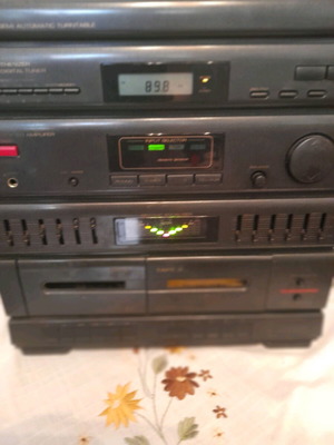 Στερεοφωνικό σαν καινούριο με ηχεία