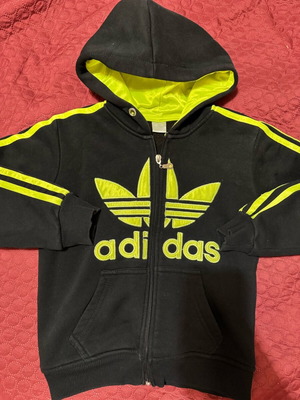 Adidas sweatshirt like new, black and green, for 8-9 years old