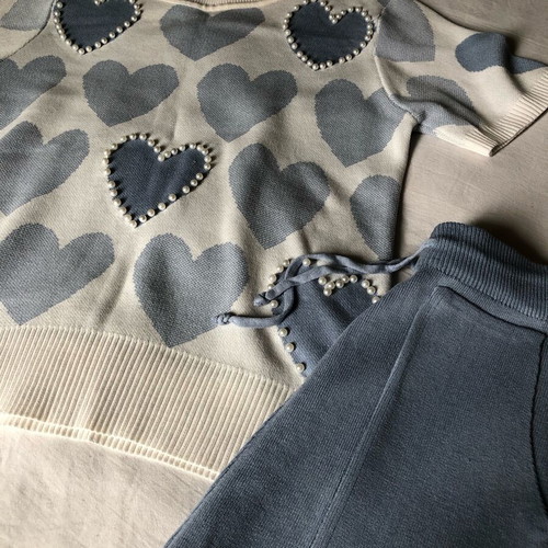 Women's set like new, white and blue, stretch fabric
