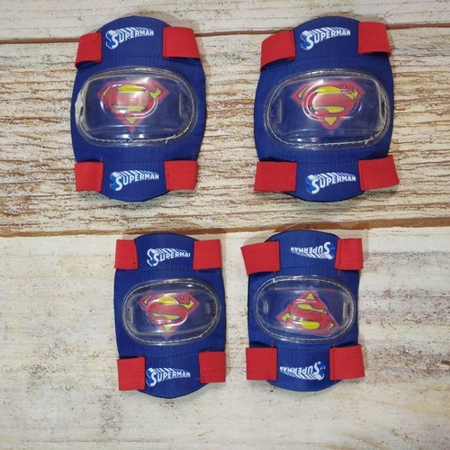 Superman wrist and knee pads set like new