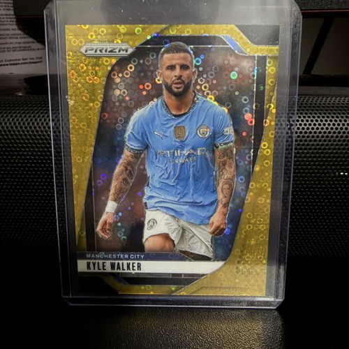 Kyle Walker Panini Prizm Manchester City Gold Prizm 06/10