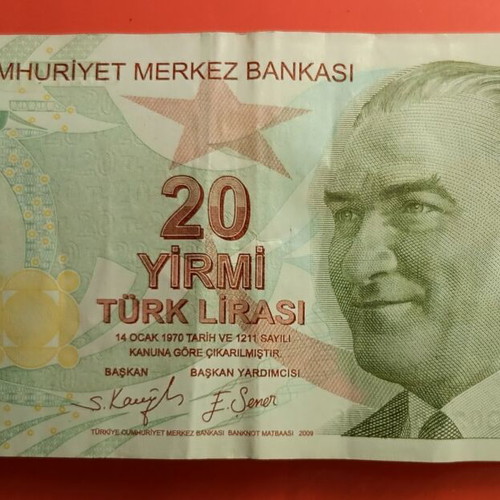 Lot 295 Turkish lira banknotes used