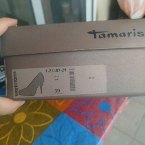 Tamaris brown suede pumps like new, size 39