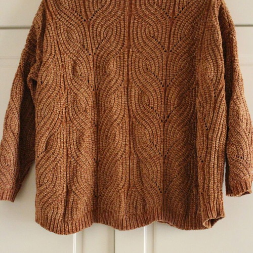 Brown pullover size M new