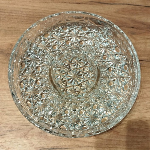 Vintage glass serving platter 25cm like new with central dip bowl