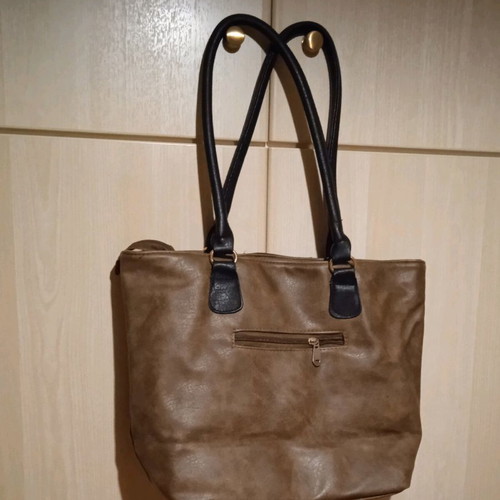 Shoulder bag like new, black and brown leatherette