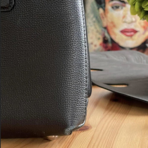 Burberry τσάντα χιαστί δερμάτινη μεταχειρισμένη με φθορές