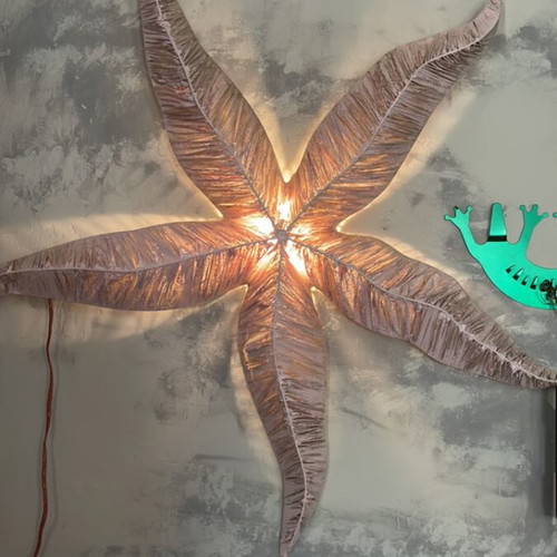 Dryades illuminated starfish wall light used
