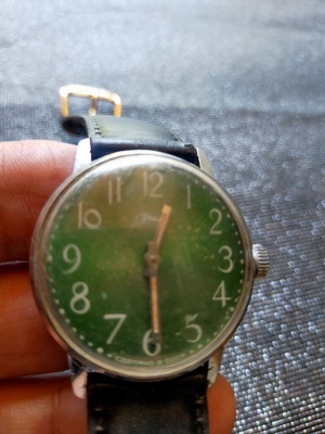 Mechanical wristwatch used, works