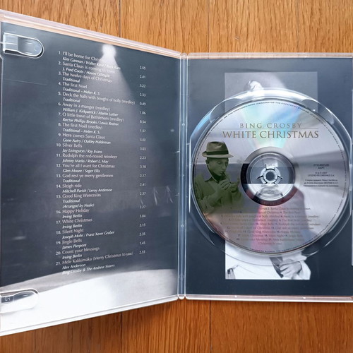 Bing Crosby White Christmas CD used, jazz