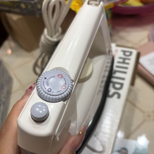Philips iron