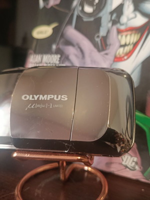 Olympus μ[mju:]-1 Limited Mirror Silver 35mm film camera used