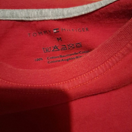 Tommy Hilfiger Long Sleeve T-shirt Medium Red 100% Cotton Like New