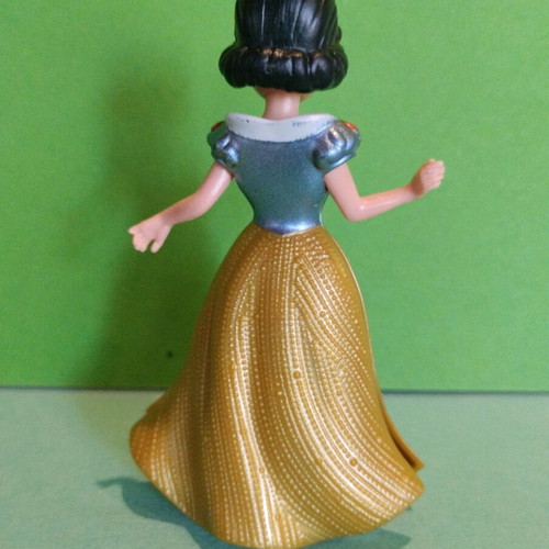 Snow-White magic clip dress figure like new