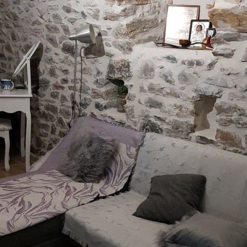 Traditional renovated detached house 2023, 71 sqm, furnished, East Mani