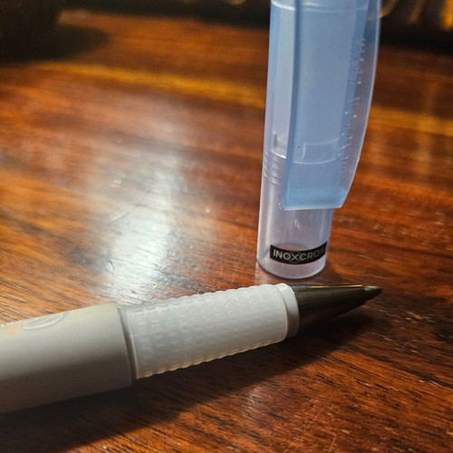 Inoxcrome pen with blue ink new