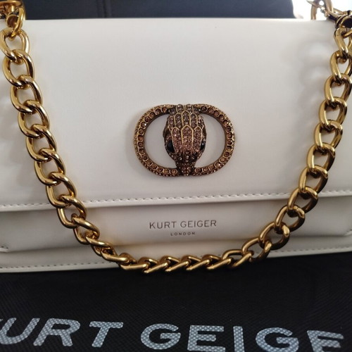 Kurt Geiger London Chelsea East West Bag like new, shoulder, white