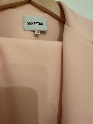 SunsetGo! suit set used, pink powder, loose fit