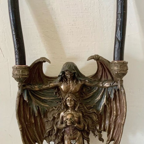 Large Original Veronese 2007 wall candle holder like new, gothic design