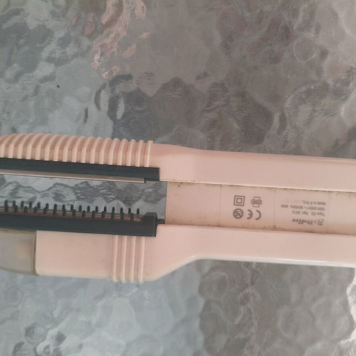 Babyliss steam hair straightener