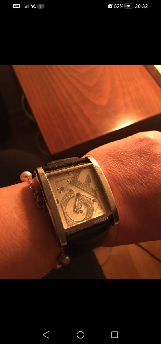 Gianfranco Ferre watch used, women's - € 80,00 - Vendora.cy