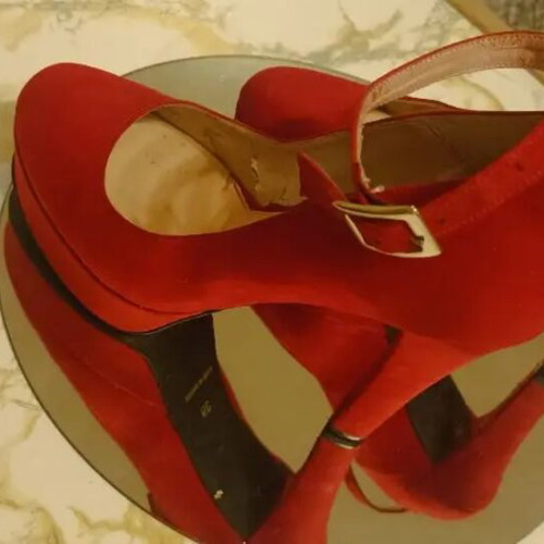 Stefania red suede pumps size 39 with ankle strap and double platform