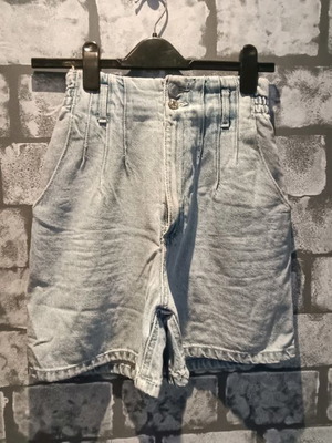 Σορτς ψηλομέσο μεταχειρισμένο Zara μέση 32-34
