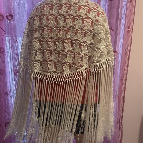 Sarpa like new, white