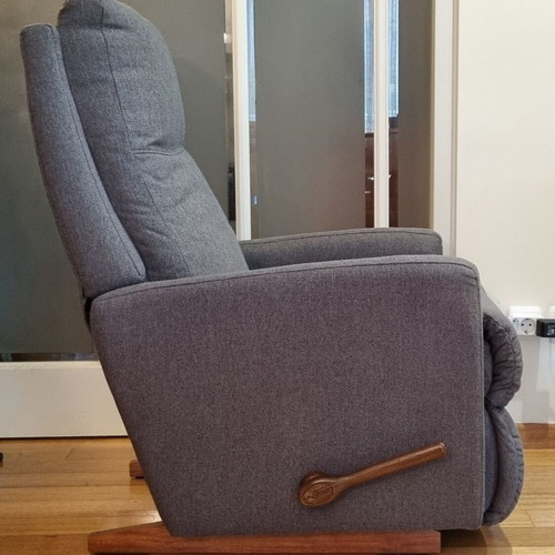 La-Z-Boy Rayna reclining armchair, authentic American