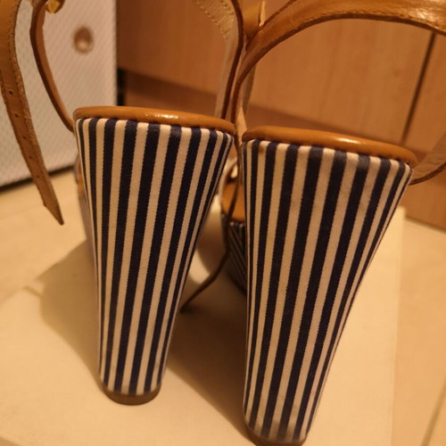 Striped platform shoes used, size 38, blue and white with brown details