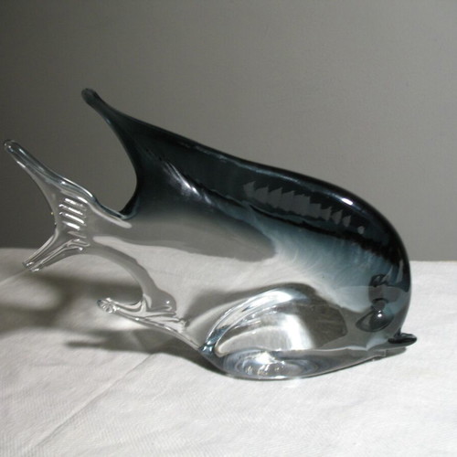Glass decorative fish used with small tail chip