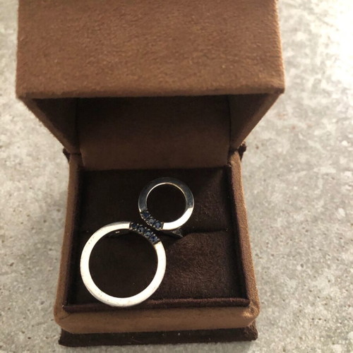 Silver handmade ring with sapphires like new