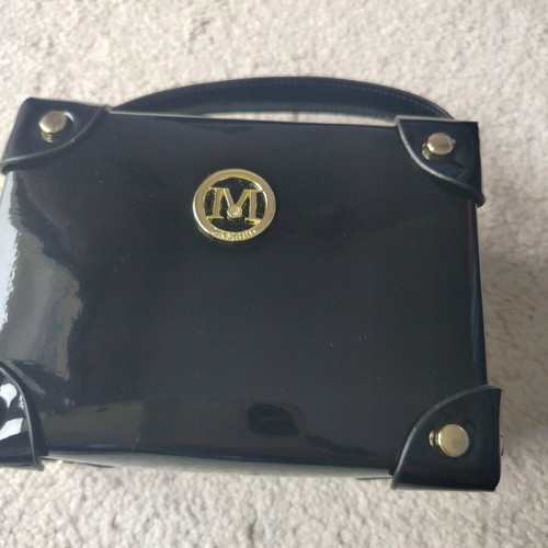 Women's black patent leather box bag like new