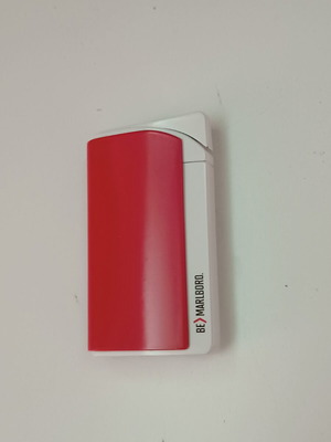 Marlboro μεταλλικός αναπτήρας καινούργιο