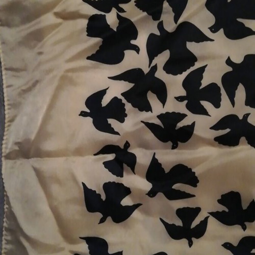 Scarf handkerchief like new, black and white 65x67
