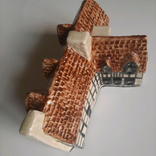 Handmade ceramic miniature Shakespeare house like new