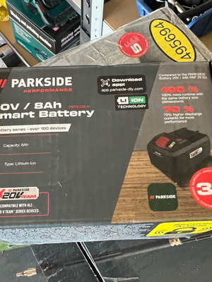 Parksied 8ah battery like new