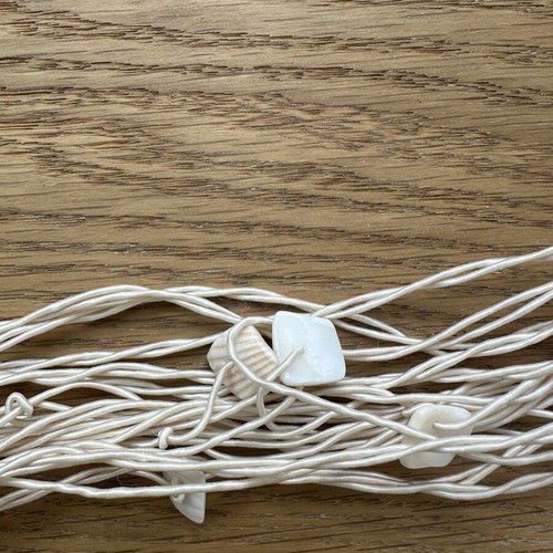 Belt summer adjustable with shells like new, white