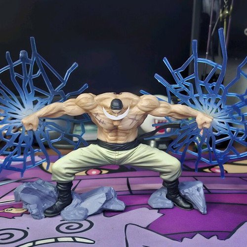Edward Newgate action figure used from Onepiece anime