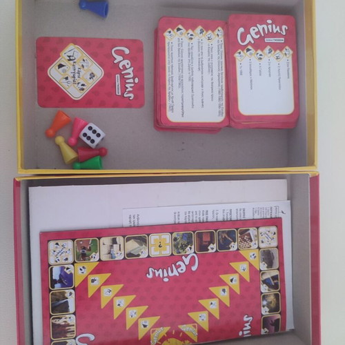 Genius Travel knowledge board game by Forever More