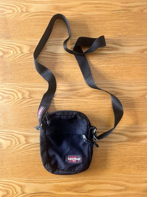 Eastpak Buddy black crossbody bag used, nylon