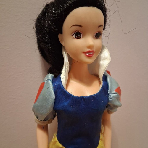 Disney Simba Snow White doll like new