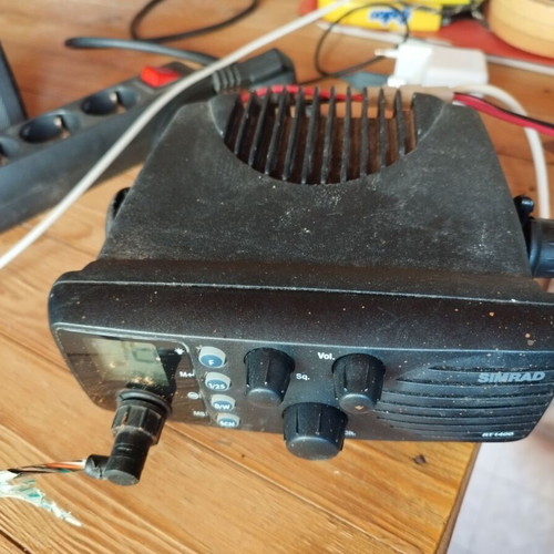 Simrad RT1400 Marine VHF Radio used with base