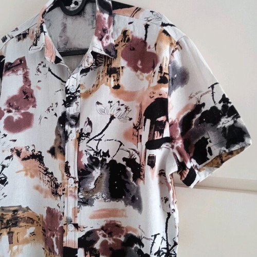 Summer shirt like new, size Small
