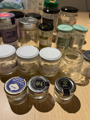 Glass jars like new, pack of 21 pieces