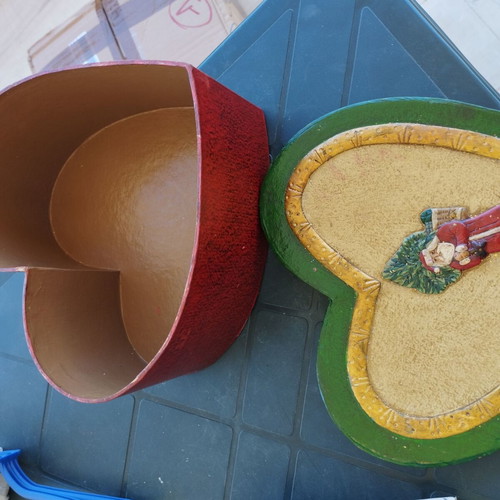 Heart-shaped papie mache box used